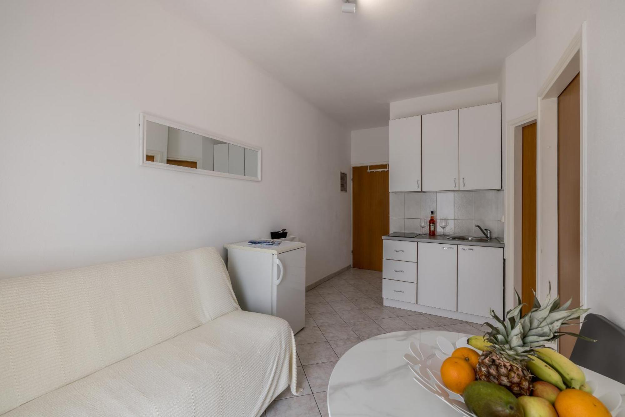 Mediterano Apartments Podstrana Esterno foto